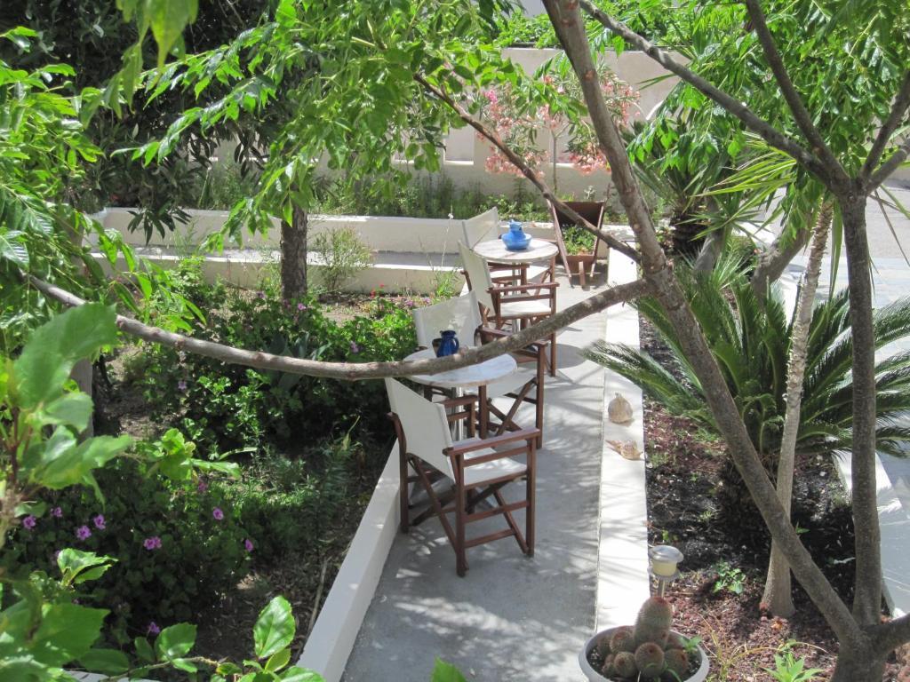 Villa Nikos Karamolegkos Kamari Ruang foto